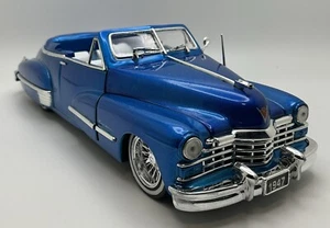 1947 CADILLAC BLUE 1:24 CHROME EDITION JADA STREET LOW COOL HANGING DICE INCLD - Picture 1 of 16