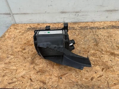 RIGHT SIDE TURBO RADIATOR/INTERCOOLER W/DUCT 13-16 MASERATI QUATTROPORTE GHIBLI - Image 1 of 4