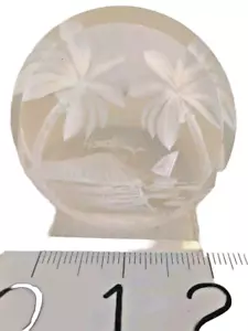 Carved Lucite Sculpture Paperweight Palm Tree Mid Century MCM Hawaii Disk Vtg - Picture 1 of 7
