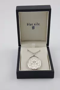 Blue Nile Sterling Silver Slim Oval Photo Locket Necklace Floral Repousse in Box - Picture 1 of 12