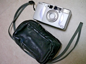 Fujifilm Zoom Date (Silvi) F2.8 24-50mm - Bild 1 von 9