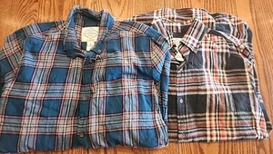 St John's Bay Flannel Shirts Super Soft Plaid Button Up Long Sleeve M Lot of 2 - Picture 1 of 11
