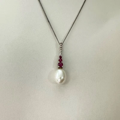 925 Sterling Silver Ruby & Pearl Pendant Necklace Teardrop Pearl Round Rubies - Image 1 of 4