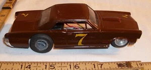 COX POWERED PONITAC GTO #7 RACING SLOT CAR 1/32 BUILT UP 1960s - Picture 1 of 4