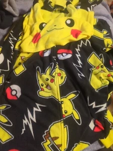 Pokemon Pikachu Jumpsuit Size 14/16 - Picture 1 of 3