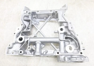 Nuevo cárter de aceite superior del motor OEM SU00306233 para Toyota 86 2,0 L 2017-2020 Foto 1 de 4