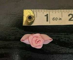 2 SMALL PINK MAGNET/MAGNETIC HAIR BOW ACCESSORY 4 REBORN/FAKE BABY DOLL - Picture 1 of 1