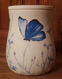 NEW Scentsy Warmer Free to Fly BRAND NEW in box - Picture 1 of 3