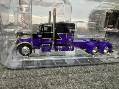 DCP First Gear BULK LOADS K2 #60-2152 Peterbilt - Image 1 of 4