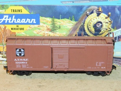 Athearn HO Santa Fe 40' Wood Box Car Built Complete OB #5231 - Image 1 of 4