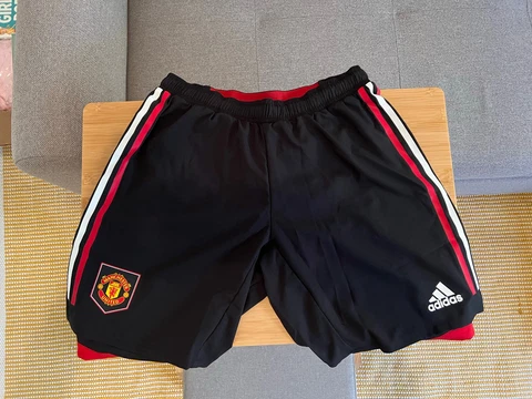 Authentic BNWT Manchester United Shorts 2022-2023 Adidas Black Size M Medium Cover