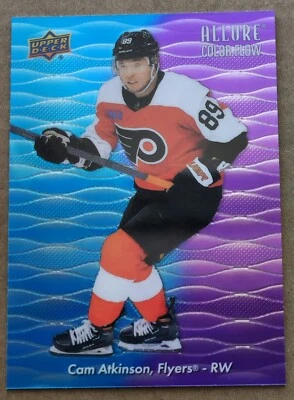 Volantes Atkinson Color Flow azul-púrpura Allure #CF-15 2023-24 Upper Deck Foto 1 de 2