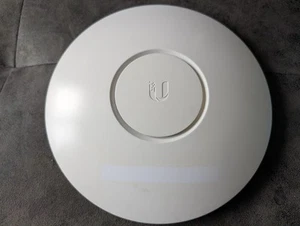 Point d'accès sans fil Ubiquiti Unifi AP - SWX-UAP - Blanc - Photo 1/2