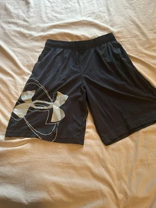 Boy Youth Under Armour Drawstring Basketball Shorts Size Large - Picture 1 of 5