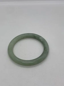 Vintage Light Green Jade Bangle 6cm Internal Diameter - 9.5mm Thick - Picture 1 of 1