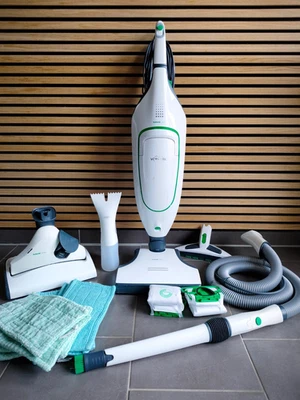 Vorwerk Kobold VK200 Staubsauger plus Saugwischer SP530 und praktischem Zubehör - Bild 1 von 4
