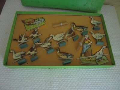 jouet ancien rare boite la fermière et ses canards - Photo 1/4