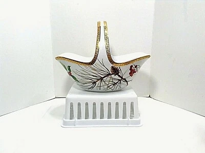 St. Nicholas Square HOLIDAY LAUREL pattern Porcelain Basket w/18K GOLD BAND - Image 1 of 4