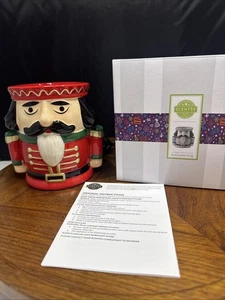NEW in Box SCENTSY NUTCRACKER KING Holiday Wax Warmer RETIRED Christmas Decor - Picture 1 of 7