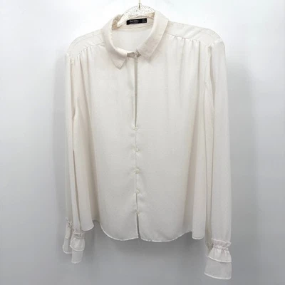Camisa Cottage Coquette Bershka Blanca Manga Larga Abotonada Puño con Volantes Talla L Foto 1 de 4