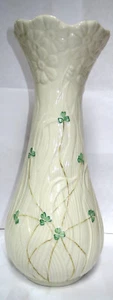 BELLEEK DAISY VASE Shamrock Pattern 8th MARK - Picture 1 of 4