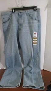 WRANGLER 5 STAR~LBlue RELAXED FIT FLEX JEANS ~Men's 36 x 34~NWT - Picture 1 of 3