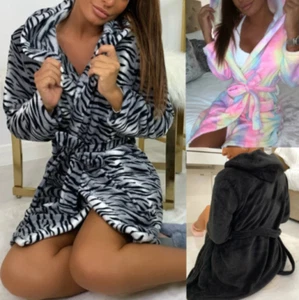 Women Ladies Dressing Gown Hooded Housecoat Fleece Fluffy Snuggle Soft Warm Robe - Picture 1 of 15