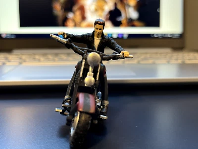 Figura Calavera Cristal Indiana Jones Mutt Williams Motocicleta Hasbro Reino Usado Foto 1 de 4