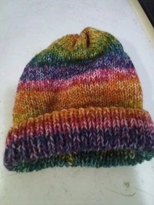 hand knitted hat - Picture 1 of 4