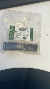 GENUINE LAND ROVER FUEL LINE RETAINER D 4&5/RRS/RRE/RR/DS/RRV/ DEF : LR086433 - Picture 1 of 1