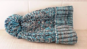 Markenlos Strick gesprenkeltes Garn Beanie Bommel Skimütze blau/grau Kunstfell gefüttert - Bild 1 von 7