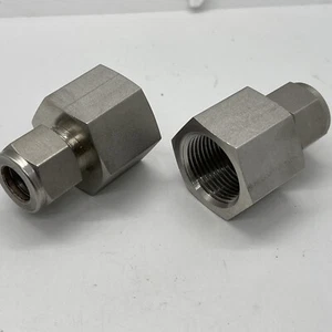1/2" Tube x 3/4" FNPT 316ss Female Connector Fitting Swagelok SS-810-7-12 - Picture 1 of 3