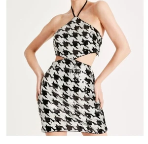 Miss Shop Mini Party Dress in Assorted Black/White Size: 14 - Picture 1 of 3