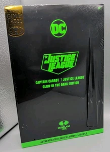 McFarlane DC CAPTAIN CARROT Figure Justice League GLOW IN DARK Nonmint Box Gold - Picture 1 of 4