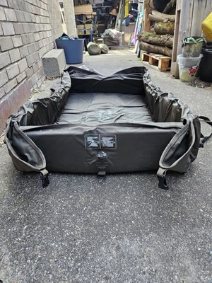 Diawa Floating Unhooking Mat Carp Cradle ..inflatable...large Unhooking Mat - Image 1 of 4
