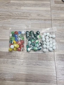 Vintage Marbles Lot Of 60+ With Various Colors. Some Glow With Blacklight - Picture 1 of 8