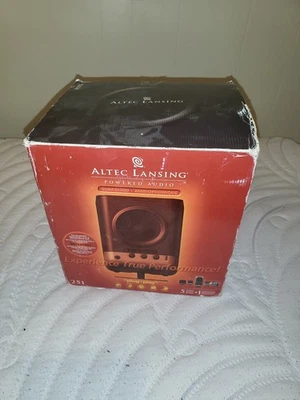 Altec Lansing 251 Computer Gaming Media Theater 5.1 Surround 6 Speaker 90 Watt - Image 1 of 4
