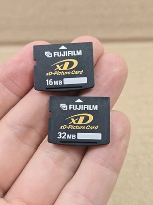 2x Fujifilm xD Picture Cards 16MB and 32MB Memory Cards Used Condition Tested  - Image 1 of 4