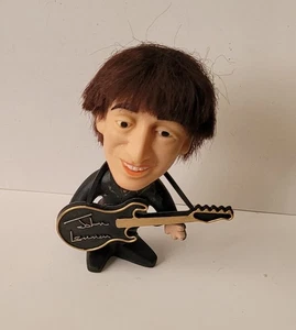 Remco Beatles NEMS Puppe JOHN LENNON mit Gitarre SELTAEB 1964 Top SB - Bild 1 von 5