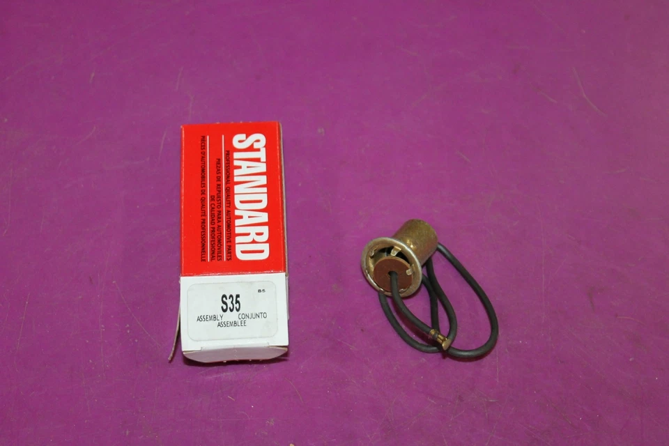 Standard Motor Products коннектор косички. Деталь S35. См. фото. - Изображение 1 из 1