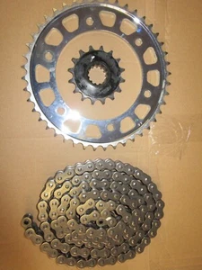 Cadena + piñones originales Honda CBR1000RR CBR1000RR-R SP 2024 - Imagen 1 de 3