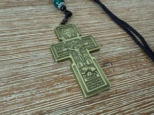 Orthodox Crucifix Pendant Necklace - Jesus Christ Bronze Tone - Black Cord 60cm - Picture 1 of 3