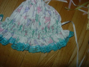 VINTAGE HAND SMOCKED BABY BONNET--#RLP1-5 - Picture 1 of 24