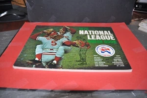 The 1976 national League green Book Annual Edition Stats for All NL Teams baseba - Bild 1 von 11