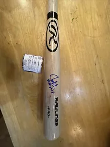 Juan Gonzalez Signed Rawlings Pro Blonde Baseball Bat w/2x AL MVP (SCHWARTZ COA) - Picture 1 of 1