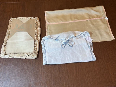 Lot of 3 vintage lingerie or vanity cases  - silk, satin, cotton. Unusual shapes - Image 1 of 4