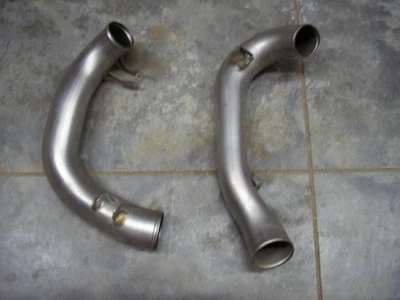 2017 Mercedes CLS63s AMG M157 turbo charge tubes OEM - Image 1 of 2