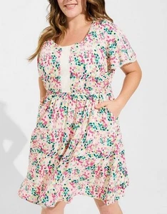 Torrid 5 5X Swiss Dot Mini Dress Rayon Flowy Lace-inset Pockets Sz 28 NWT - Picture 1 of 9