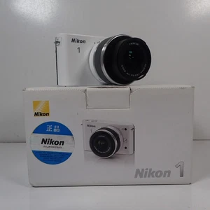 Nikon 1 J1 10.1MP Mirrorless Digital Camera W/ 10-30mm Zoom Lens - Picture 1 of 14