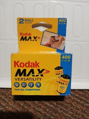 NEW KODAK Max Versatility 400 Film 2 Rolls 24 Exposures EXP 09/2004 - Image 1 of 2